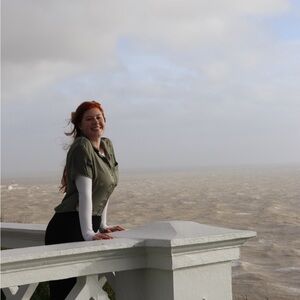 Meet your Posher, Meghan